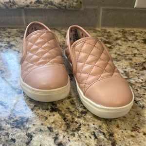 Steve Madden Girl’s Size 13 Pink Shoes